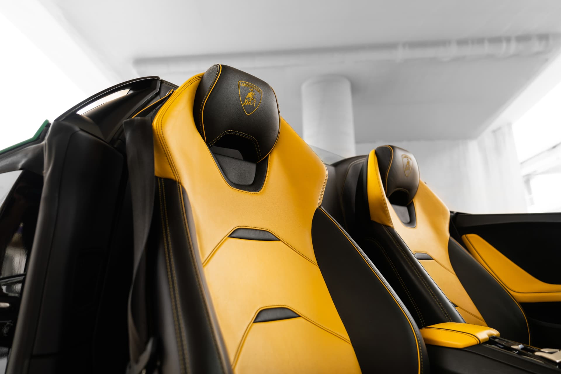 Lamborghini Huracán EVO Spyder — photo 5