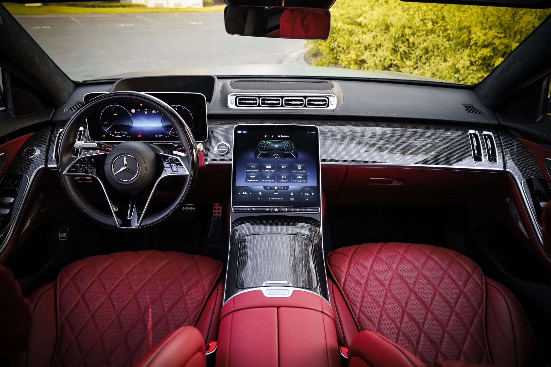 Mercedes-Benz S580 — photo 4