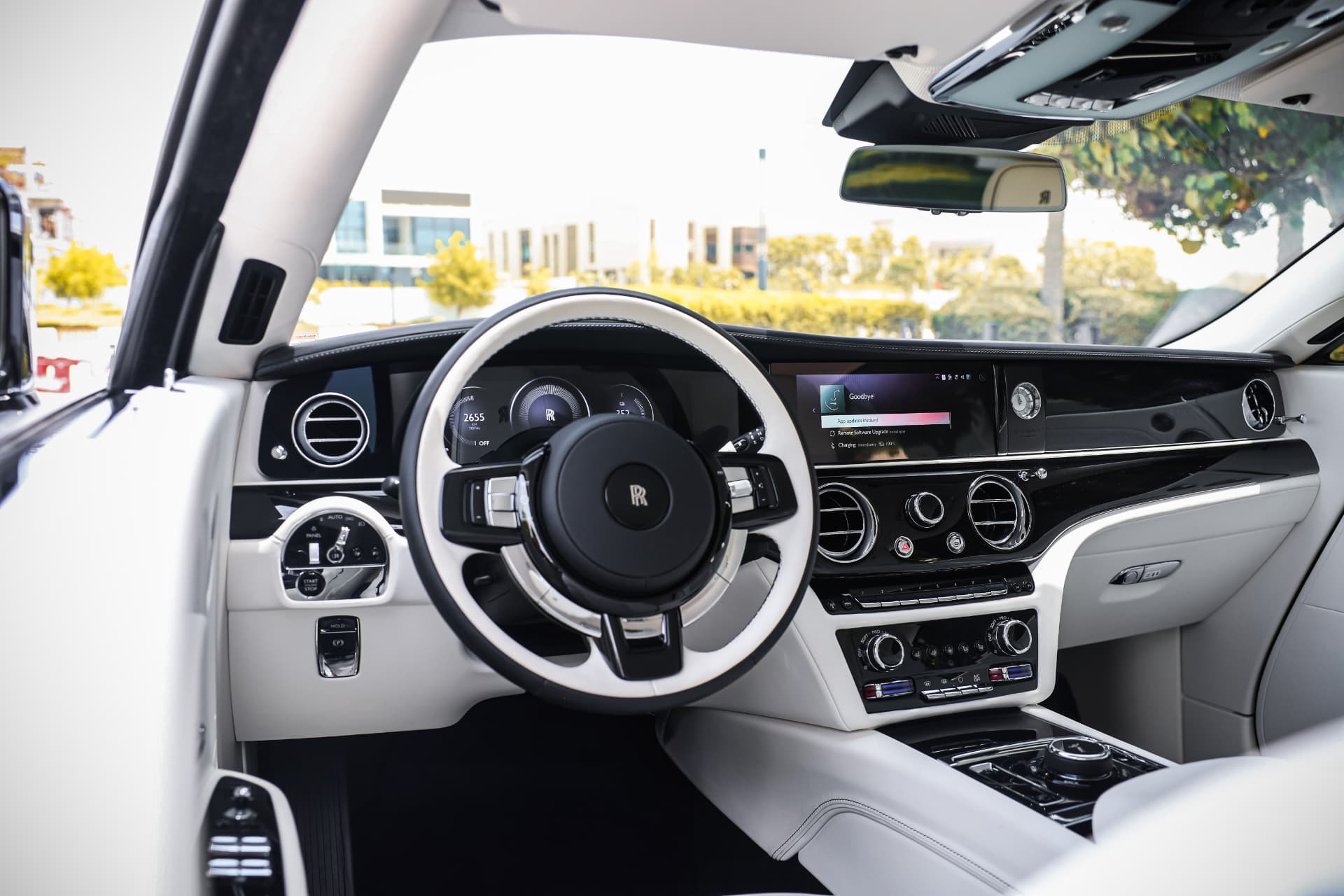 Rolls-Royce Spectre — photo 4