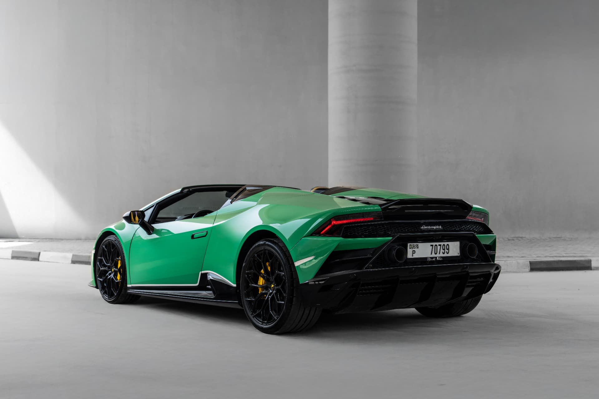 Lamborghini Huracán EVO Spyder — photo 2