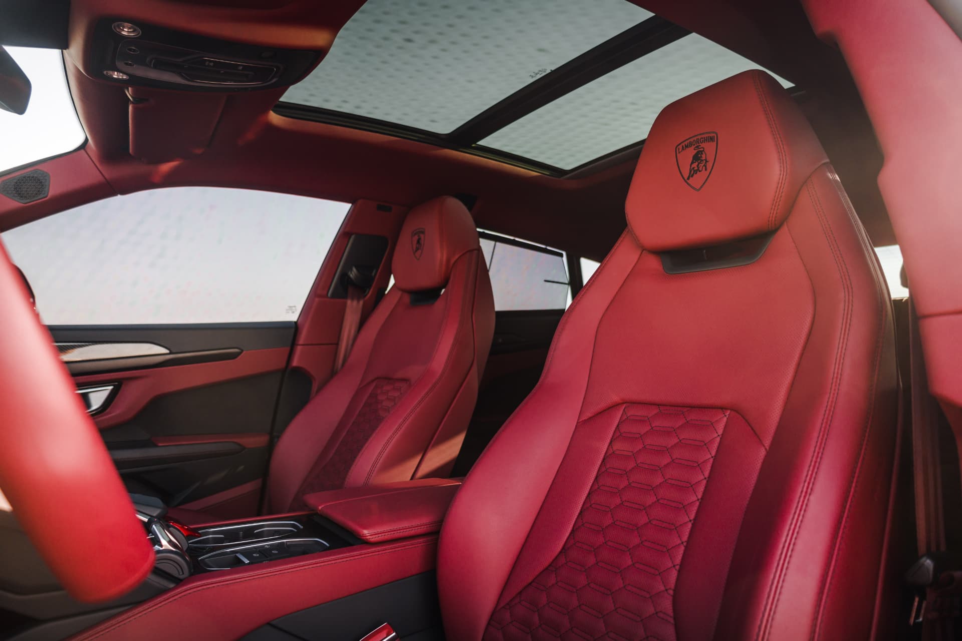 Lamborghini Urus — photo 5