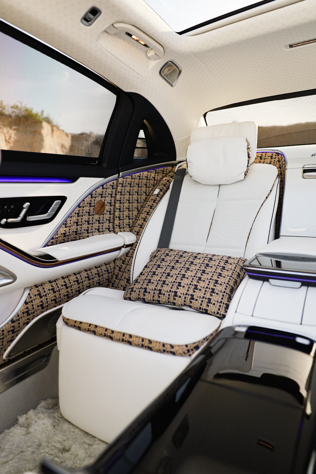 Mercedes-Maybach S680 — photo 5